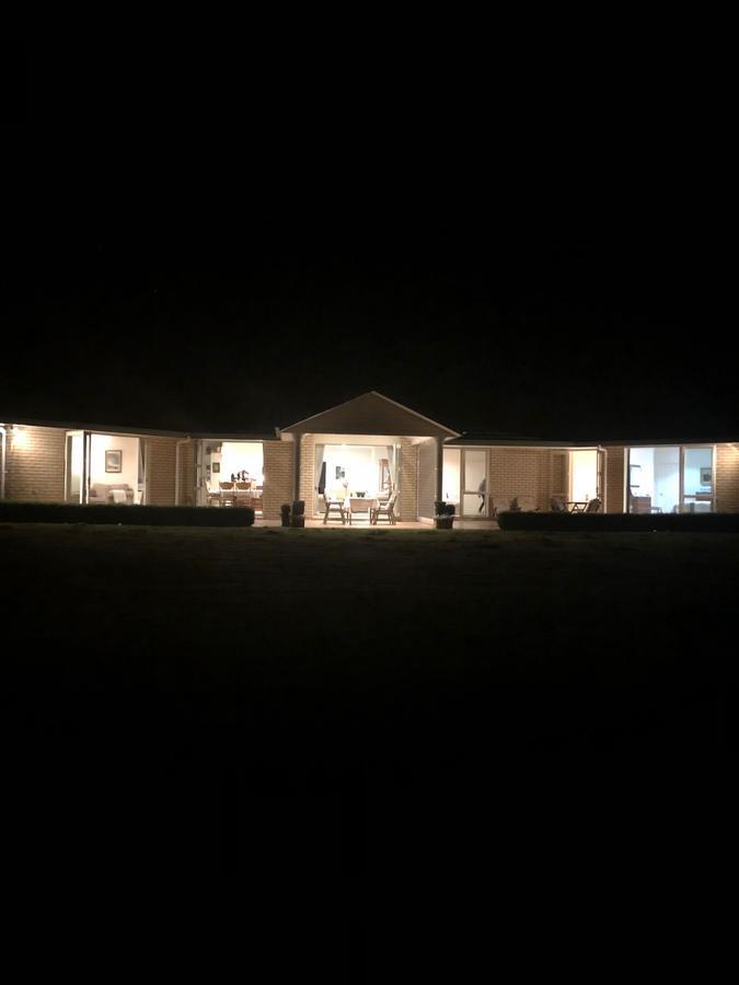 Country House B&B Waimate North Экстерьер фото